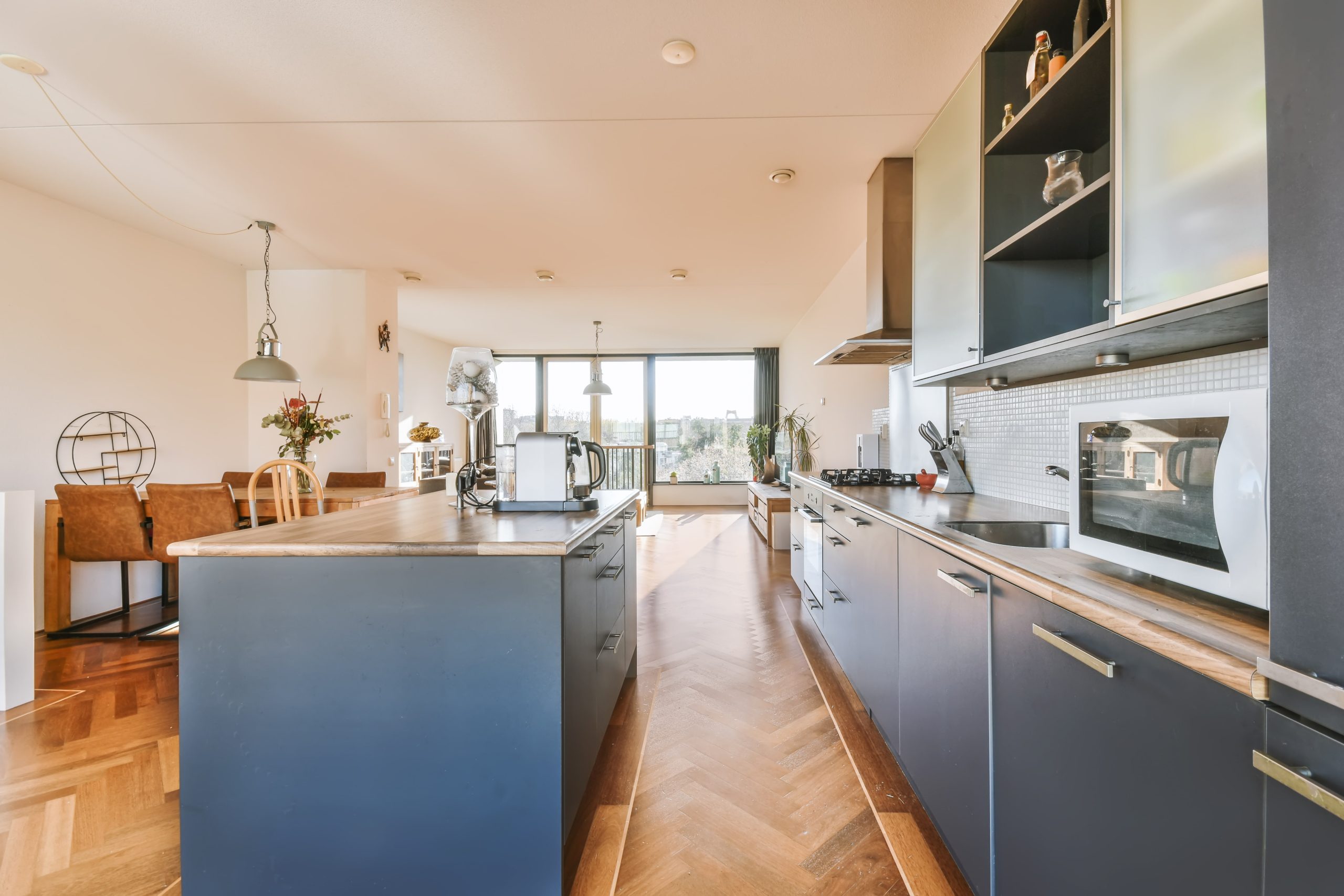 Benefits of Energy-Efficient Lighting